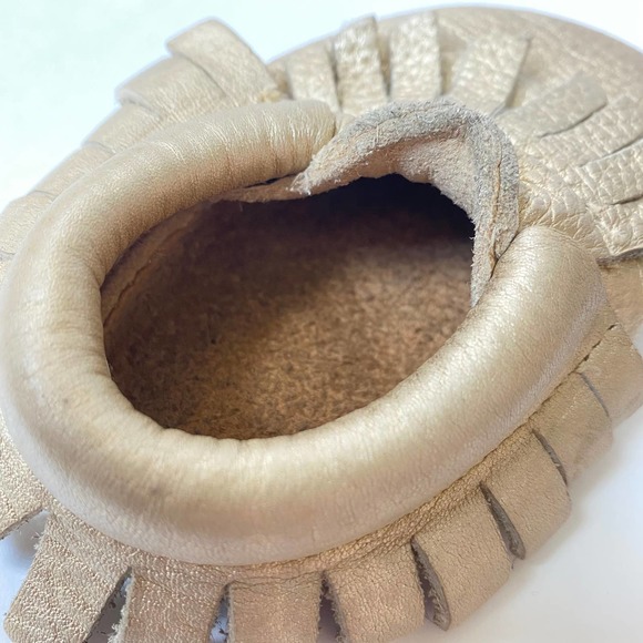 MOCCASIN Gold Leather Fringe Soft Sole 12-18 - Picture 10 of 10